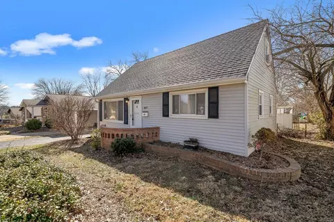 Exterior - 417 Rosedale Ter, Ballwin, MO 63021 photo 6 of 6