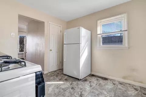 Entry Way - 417 Rosedale Ter, Ballwin, MO 63021 photo 1 of 1