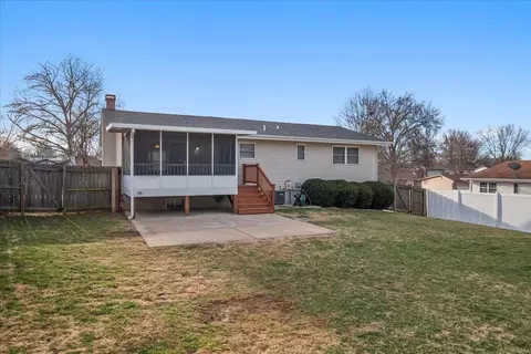 4111 Bridgehampton Dr, Saint Charles, MO 63304 photo 34