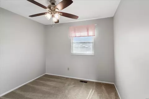 4111 Bridgehampton Dr, Saint Charles, MO 63304 photo 25