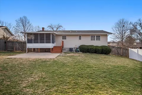 4111 Bridgehampton Dr, Saint Charles, MO 63304 photo 35