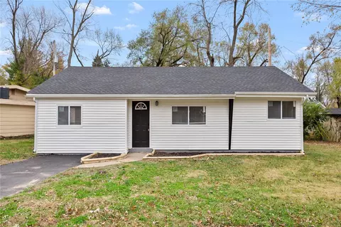 8356 Midwood Ave, Saint Louis, MO 63134
