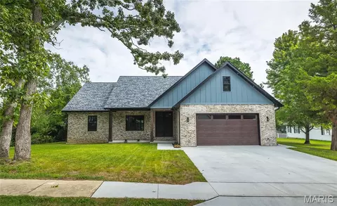 615 Scottsvale Dr, Rolla, MO 65401 photo 1