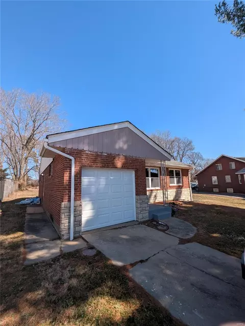 6127 Lucille Ave, Saint Louis, MO 63136