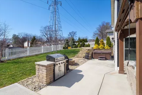 911 Parkwatch Dr, Ballwin, MO 63011 photo 41