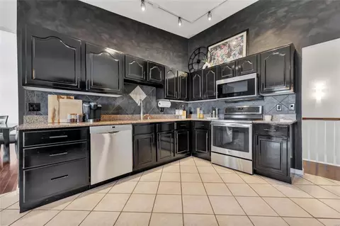 685 Hawk Run Dr, O'fallon, MO 63368 photo 14