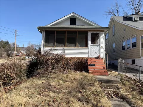 6069 Garesche Ave, Saint Louis, MO 63136