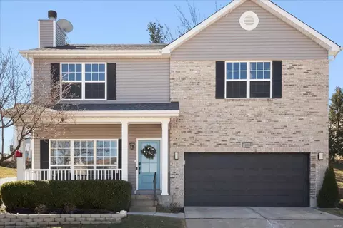 11000 Cedarberry Pl, Saint Louis, MO 63123