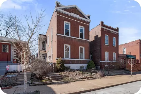 2655 Iowa Ave, Saint Louis, MO 63118