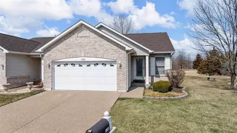 1130 Silo Bend Dr, Wentzville, MO 63385