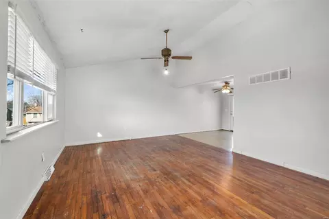2 Royal Dr, O'fallon, MO 63366 photo 5