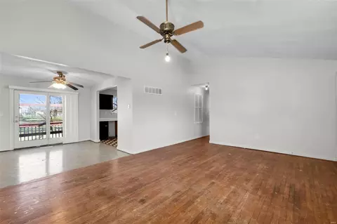 2 Royal Dr, O'fallon, MO 63366 photo 6
