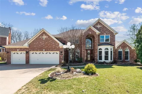 4904 Karington Place Ct, Saint Louis, MO 63129