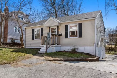 340 Lagro Ave, Saint Louis, MO 63125
