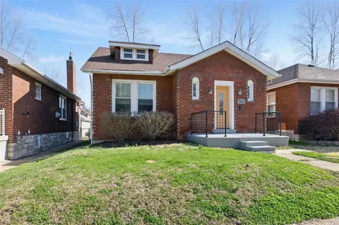 4079 Quincy St, Saint Louis, MO 63116