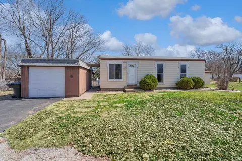 15 Plum Tree Dr, Saint Peters, MO 63376