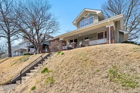 401 S 2nd St, Saint Charles, MO 63301
