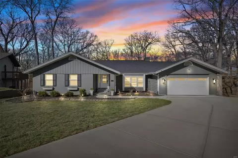 11 Nantua Ct, Lake Saint Louis, MO 63367