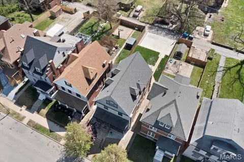 5182 Maple Ave, Saint Louis, MO 63113 photo 4
