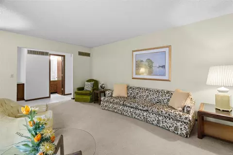 5 Forest View Ct, O'fallon, MO 63366 photo 3