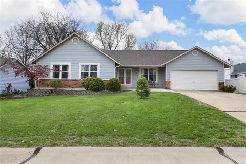 103 Christine Cay Ct, Saint Charles, MO 63304