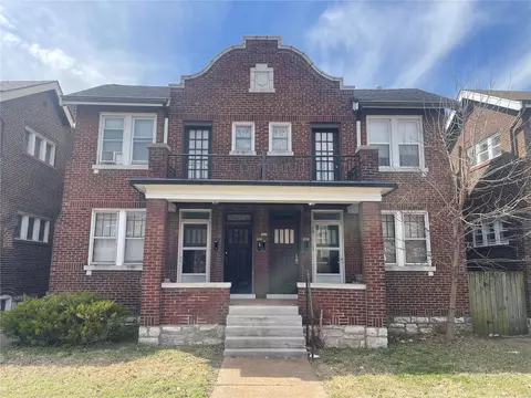 3714 Bates St, Saint Louis, MO 63116
