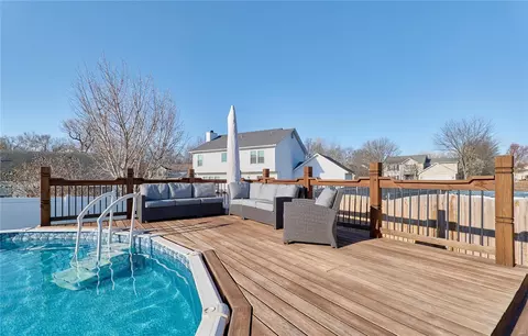 Exterior - 944 Annabrook Park Dr, O'fallon, MO 63366 photo 4 of 13