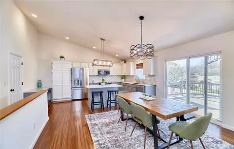 Dining - 944 Annabrook Park Dr, O'fallon, MO 63366 photo 1 of 3