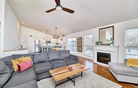 Living - 944 Annabrook Park Dr, O'fallon, MO 63366 photo 3 of 9