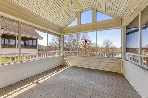 2513 Newpoint Dr, Wildwood, MO 63011 photo 14