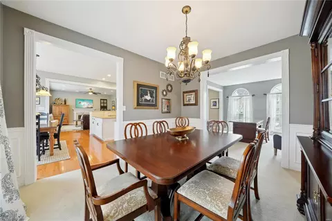 Dining - 608 Castle Meadows Ct, Ballwin, MO 63021 photo 2 of 3