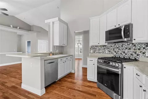 2714 Post Meadows Dr, O'fallon, MO 63368 photo 15