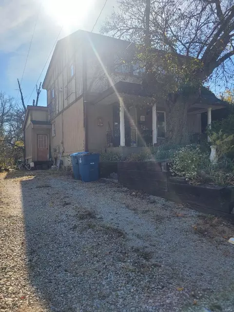 1201 Danforth St, Alton, IL 62002 photo 1