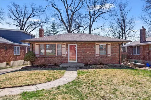 7554 Drexel Dr, Saint Louis, MO 63130