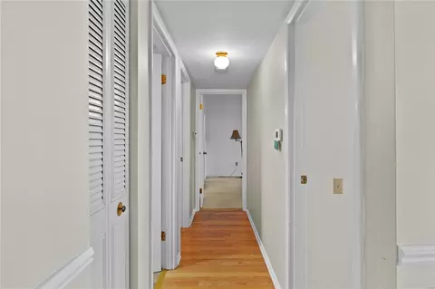 Entry Way - 3107 Garnette #D2, Bridgeton, MO 63044 photo 2 of 3