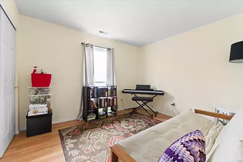 Bedroom - 1708 Whispering Creek Dr #B, Ballwin, MO 63021 photo 5 of 5