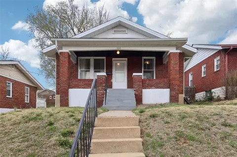 8613 Olden Ave, Saint Louis, MO 63114