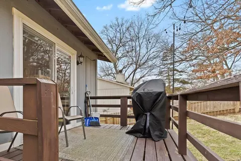 Exterior - 98 S Edward Ct, Eureka, MO 63025 photo 7 of 11