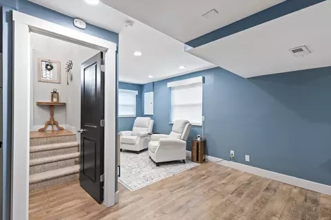 Entry Way - 98 S Edward Ct, Eureka, MO 63025 photo 2 of 7
