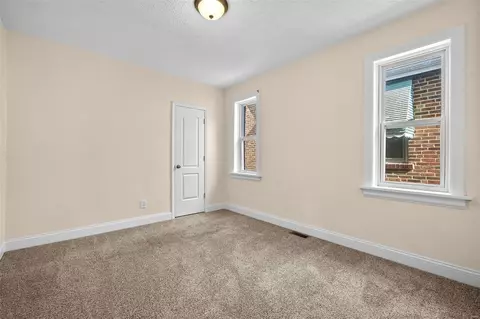 Bedroom - 4170 Tyrolean Ave, Saint Louis, MO 63116 photo 4 of 4