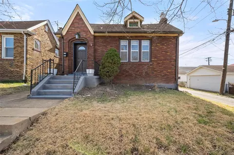 Exterior - 4170 Tyrolean Ave, Saint Louis, MO 63116 photo 1 of 9
