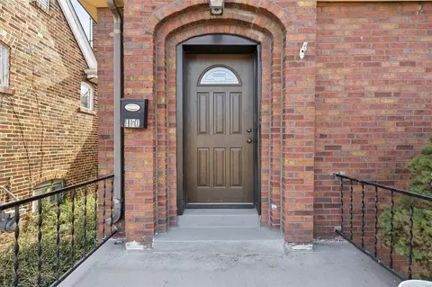 Exterior - 4170 Tyrolean Ave, Saint Louis, MO 63116 photo 4 of 9