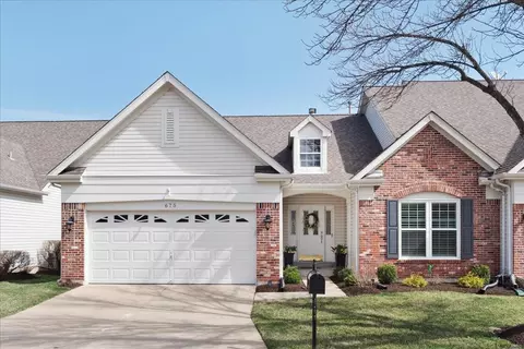675 Stonebrook Ct, Chesterfield, MO 63005