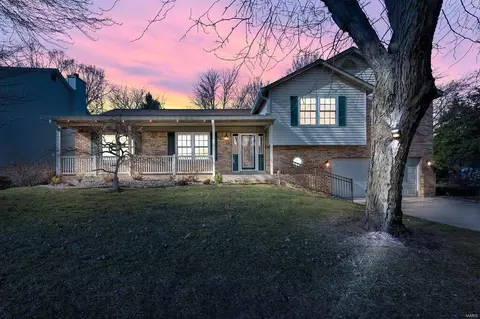 Exterior - 2700 Kettering Dr, Saint Charles, MO 63303 photo 3 of 12
