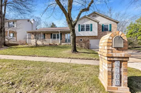 2700 Kettering Dr, Saint Charles, MO 63303