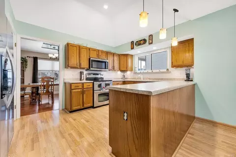 Kitchen - 2700 Kettering Dr, Saint Charles, MO 63303 photo 2 of 4