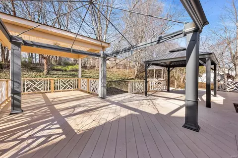 Exterior - 2700 Kettering Dr, Saint Charles, MO 63303 photo 6 of 12