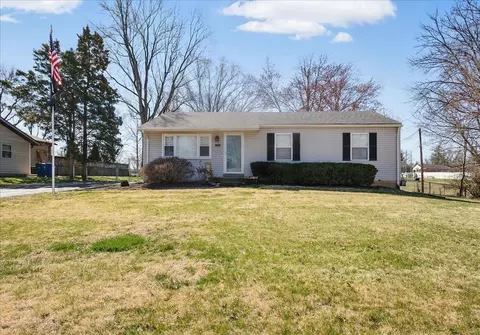 1348 Clarkson Dr, Ellisville, MO 63011