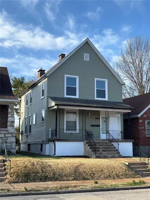6430 Arsenal St, Saint Louis, MO 63139