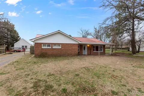 307 E Clark St, Clarkton, MO 63837 photo 1